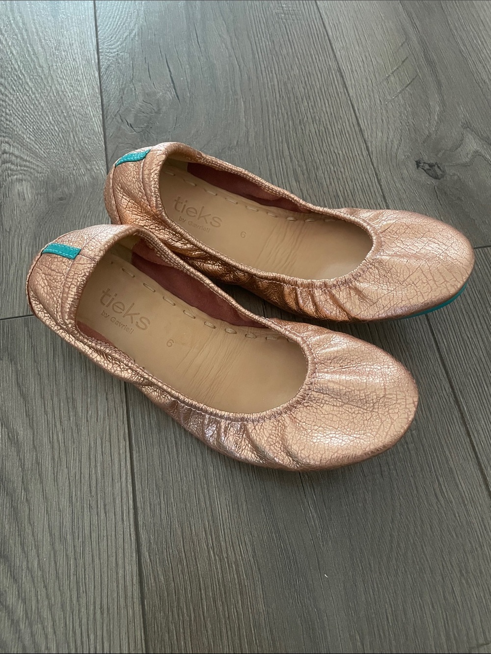 Tieks Rose Gold Leather Ballet Flats Sz:6 - Picture 2 of 7